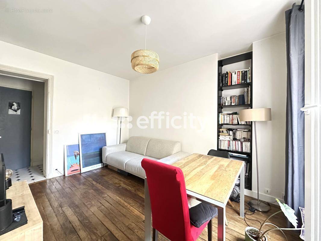 Appartement à PARIS-19E