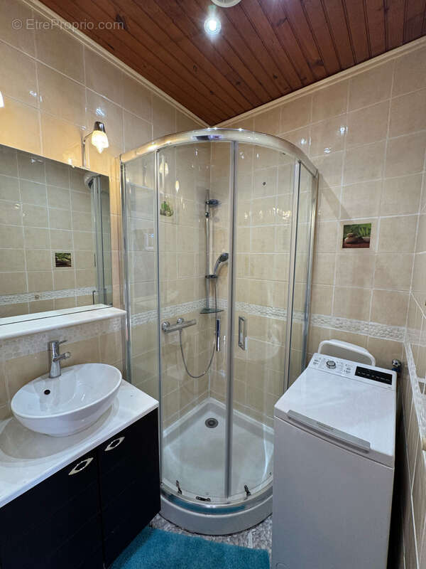 Appartement à AUREILHAN