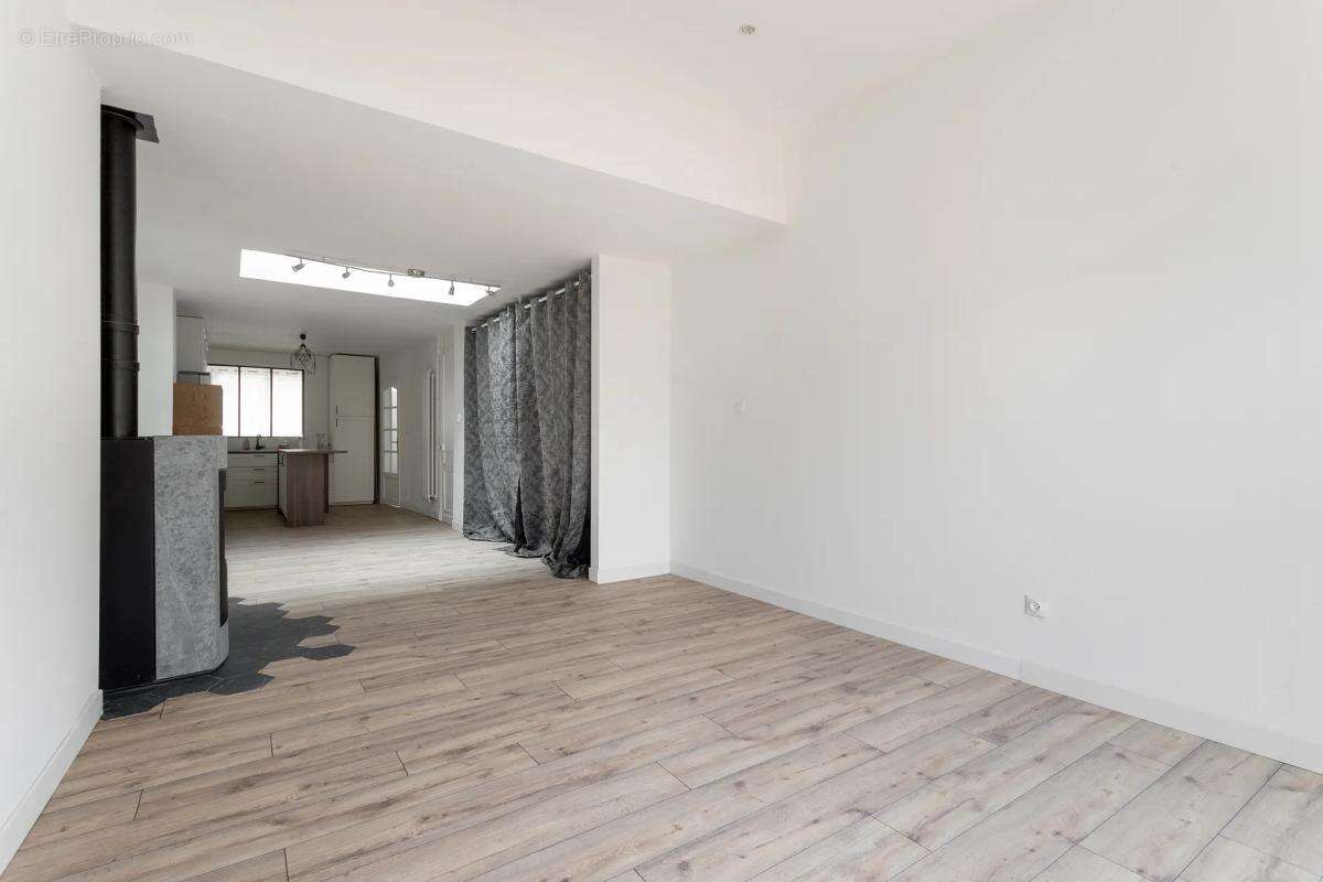 Maison à MONS-EN-BAROEUL