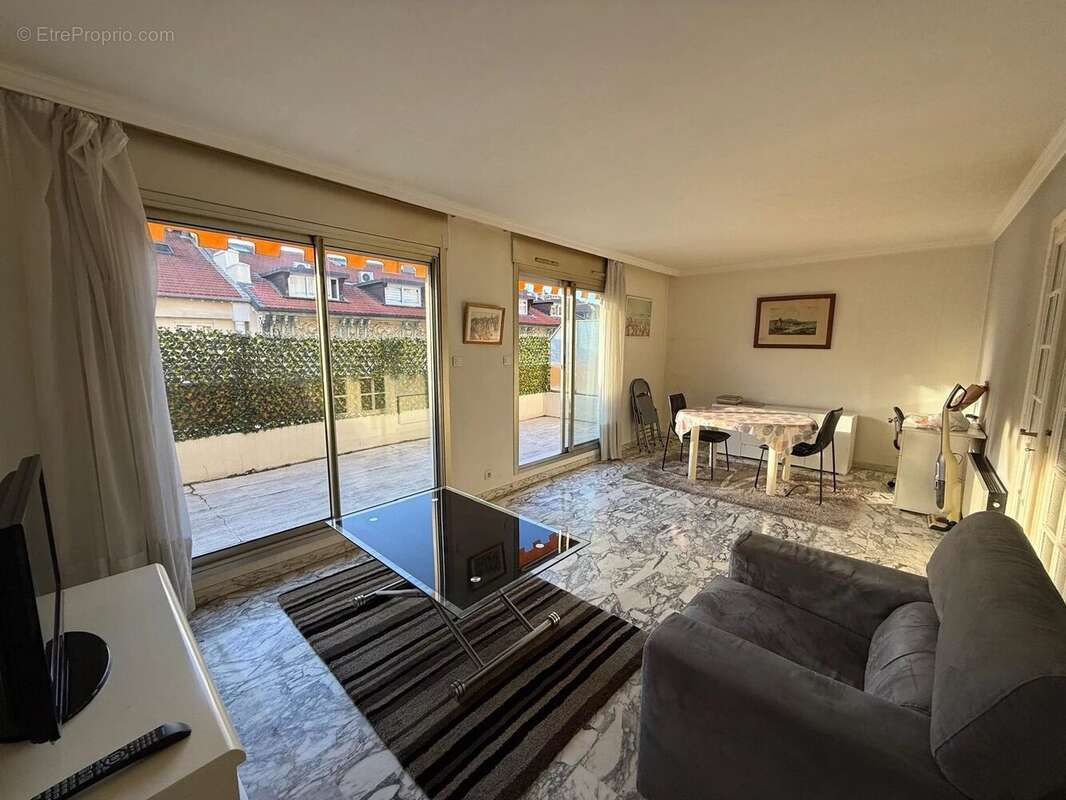 Appartement à NICE