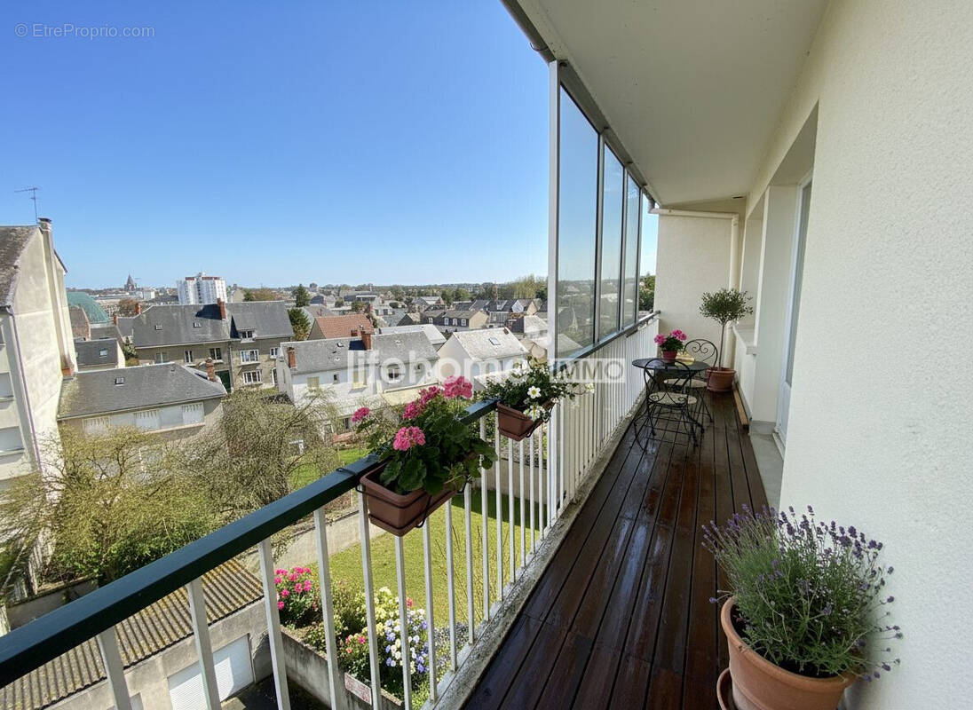 Appartement 75 m² à Chateauroux  - photo 8