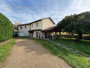 Maison à LE PERREON