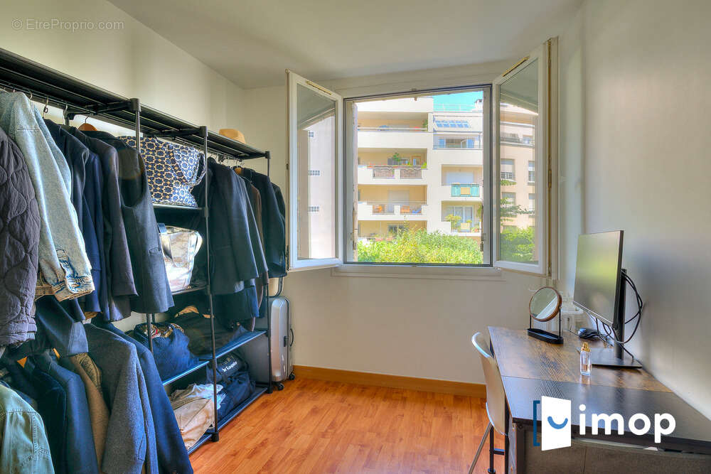 Appartement à ISSY-LES-MOULINEAUX