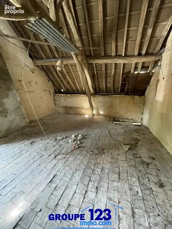 MAISON 97M2 + 1038 M2 de terrain à ré-inventer - photo 8