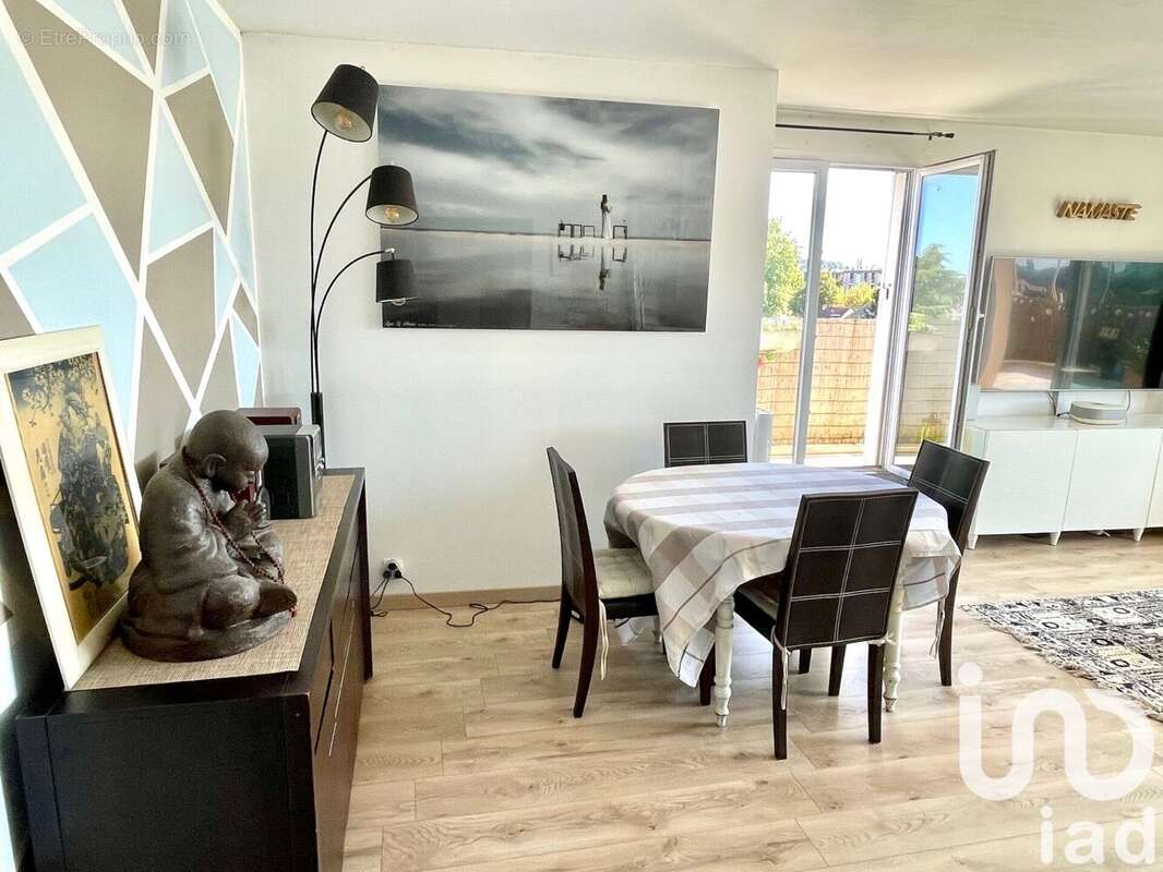 Photo 7 - Appartement à VILLENEUVE-LE-ROI