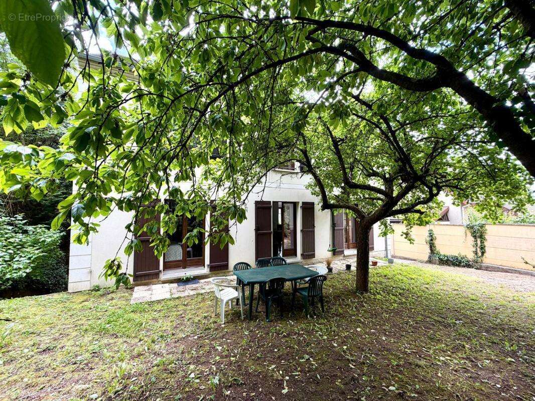Maison à TESSANCOURT-SUR-AUBETTE