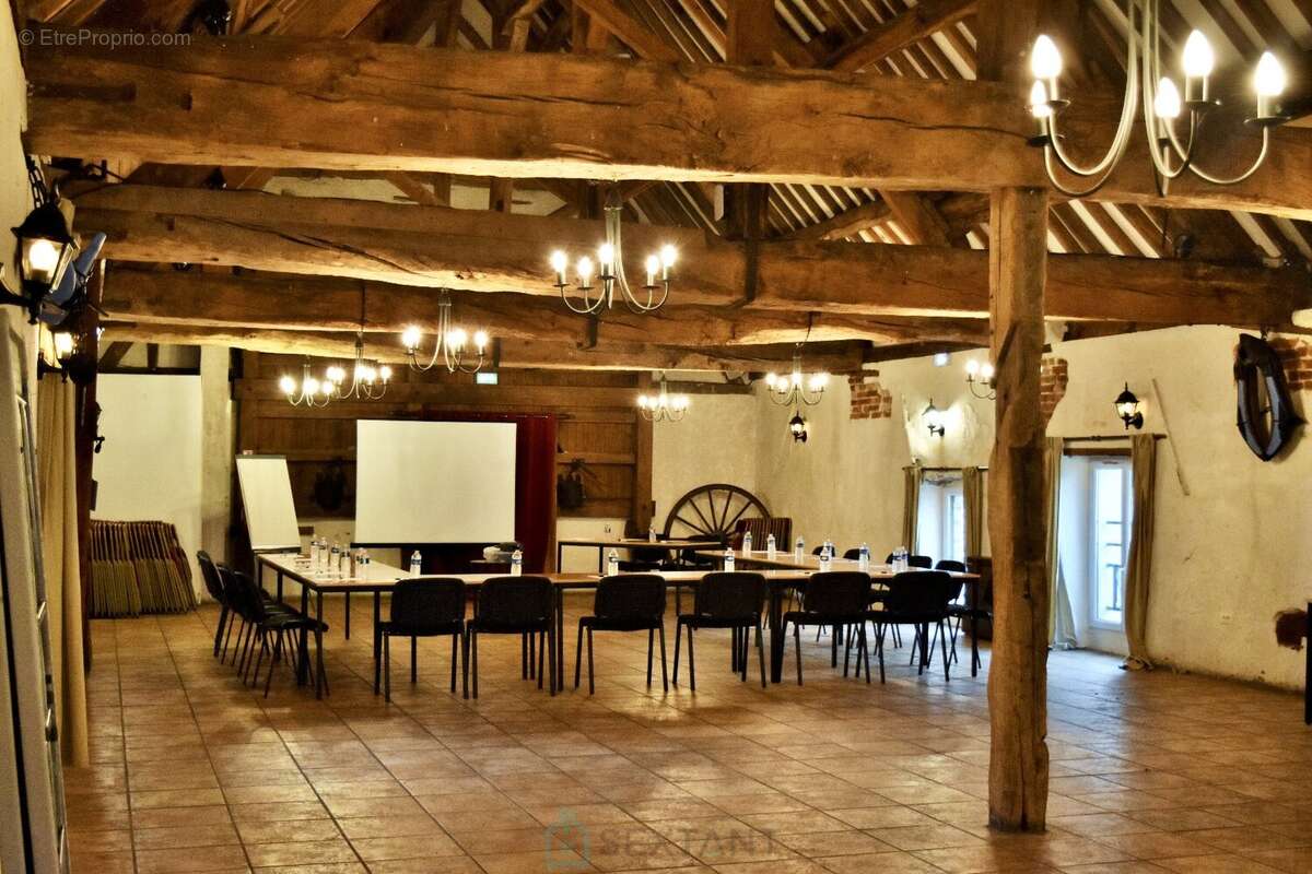 Maison à COULOMMIERS