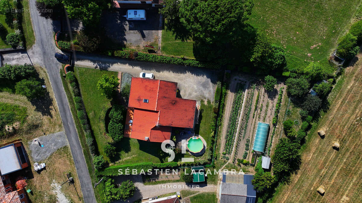 Maison à LESCURE-D&#039;ALBIGEOIS