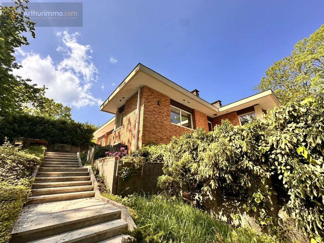 Maison à SAINTE-RUFFINE