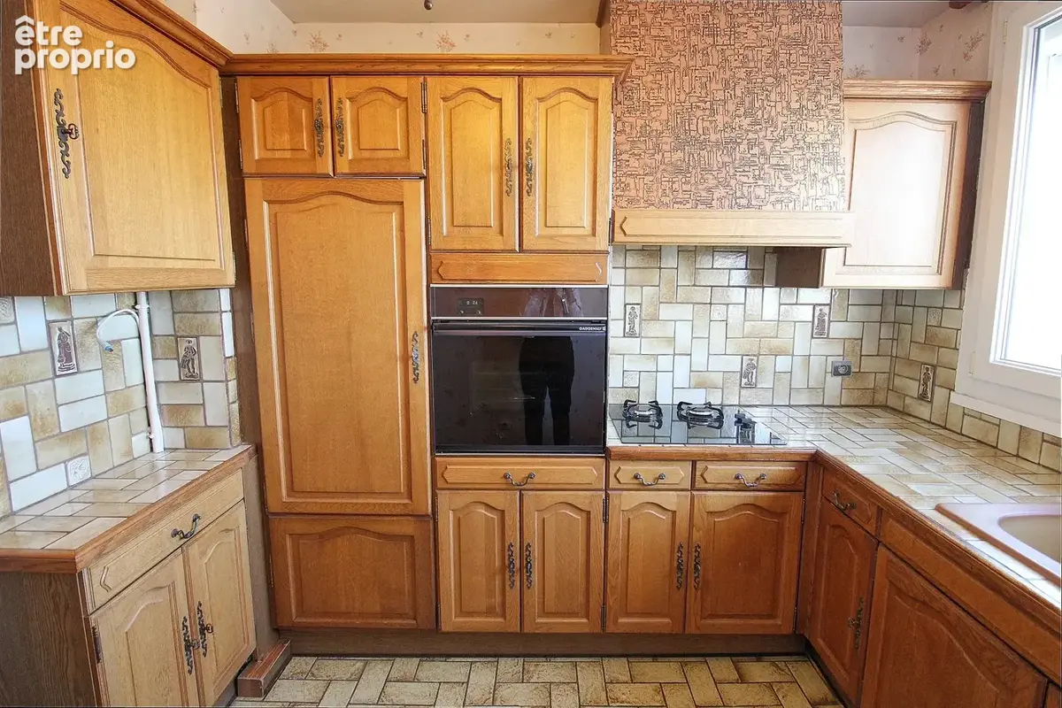 Appartement 4 pièces 74 m² à vendre à Saint-Etienne-Du-Rouvray (76800) - photo 4