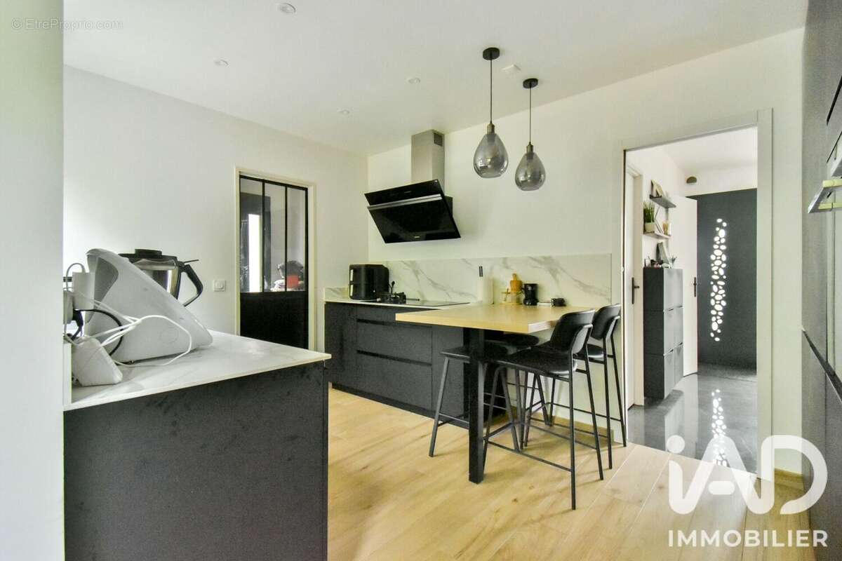 Maison 159 m² à Soisy-Sous-Montmorency  - photo 6