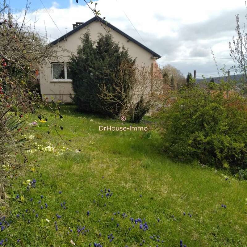 Maison à ARS-SUR-MOSELLE