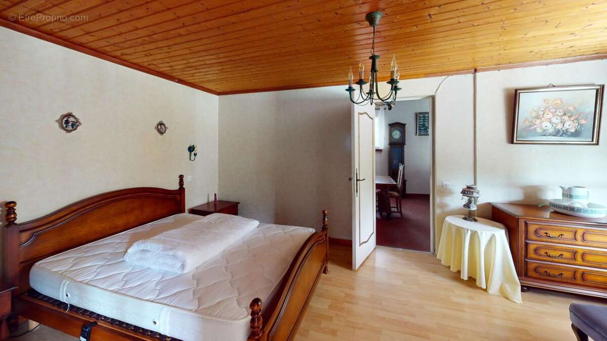 Maison rue très calme avec garage et jardin centre ville Mérignac - photo 3