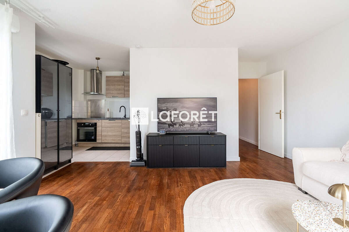 Appartement à NANTERRE