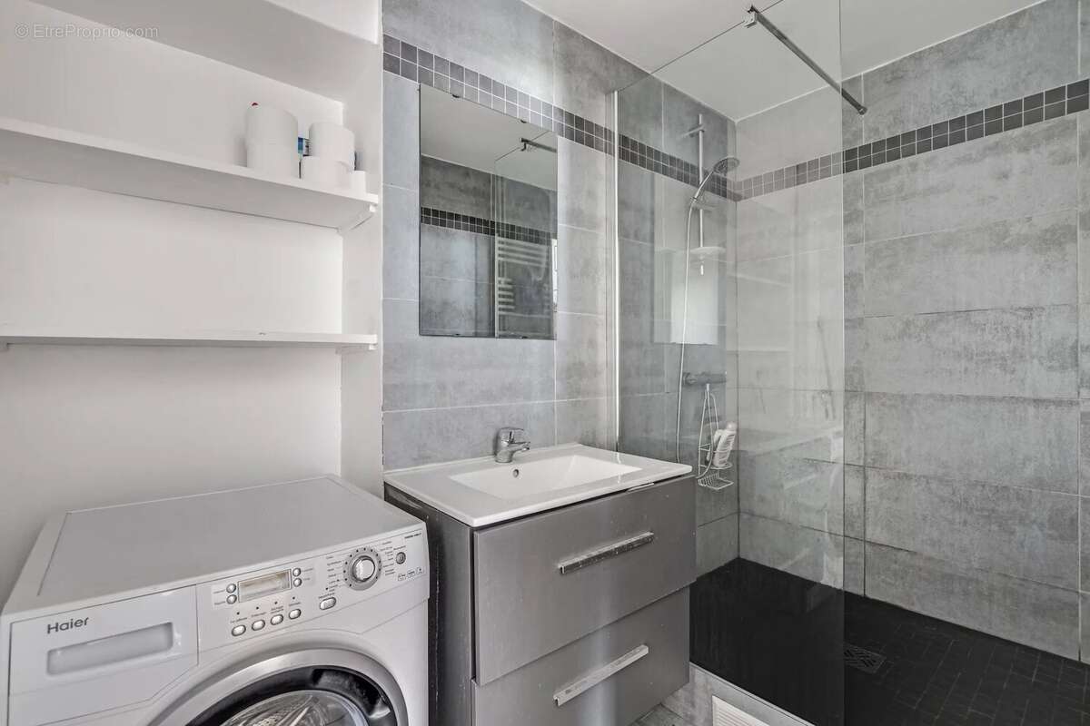 Appartement à PARIS-3E