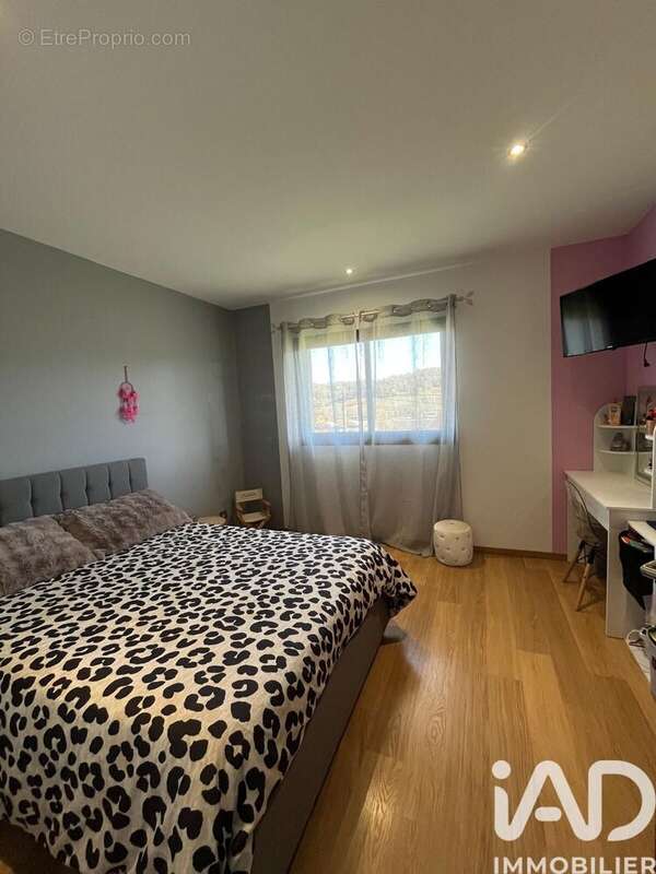 Maison 190 m² à Monein  - photo 6