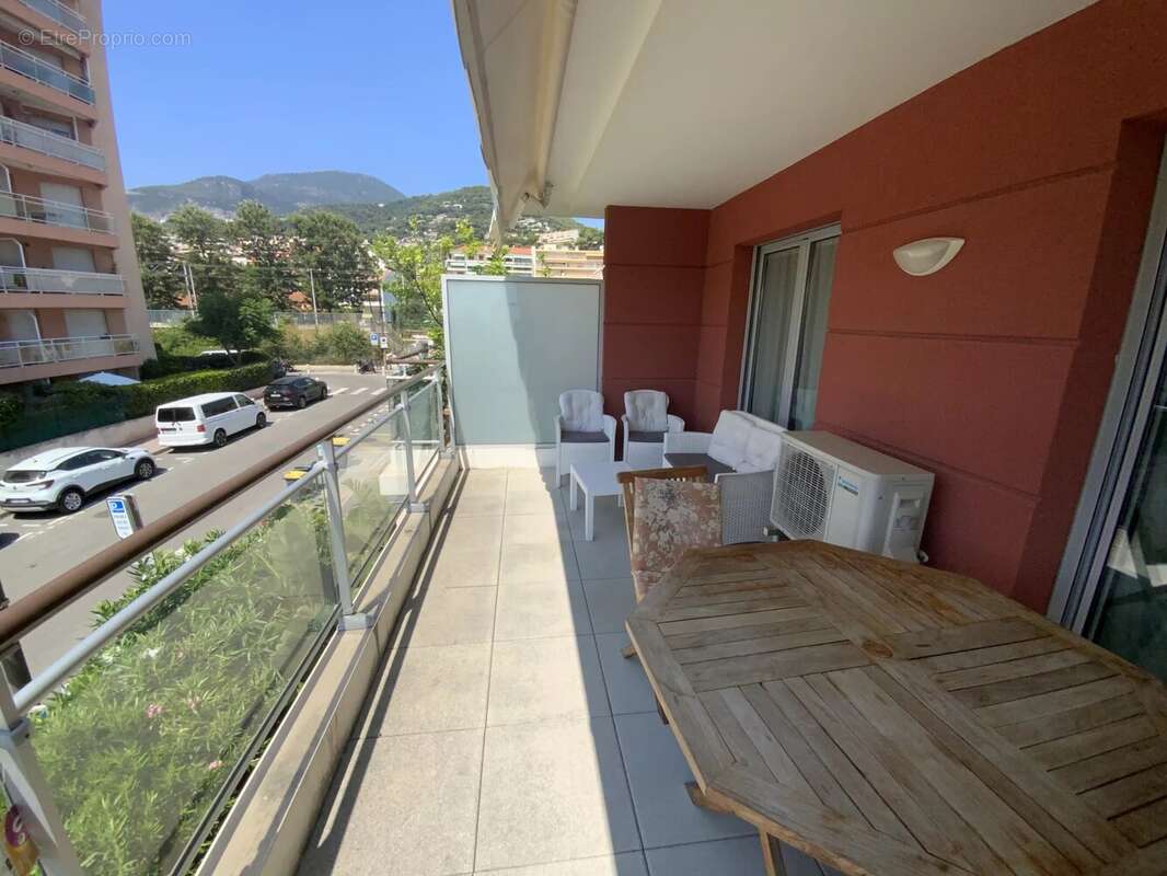 Exclusivite roquebrune cap martin quartier plage 2 pieces dernier etage avec garage fermé - photo 3