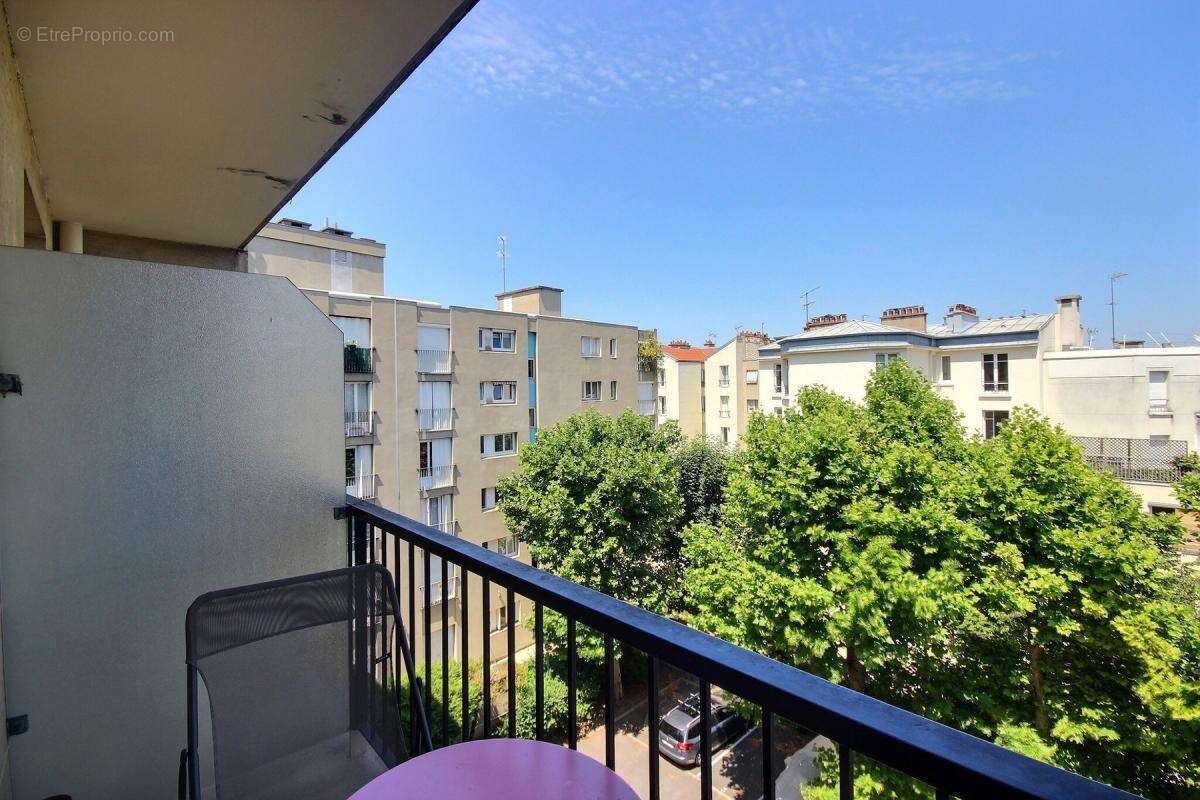 Appartement à BOIS-COLOMBES
