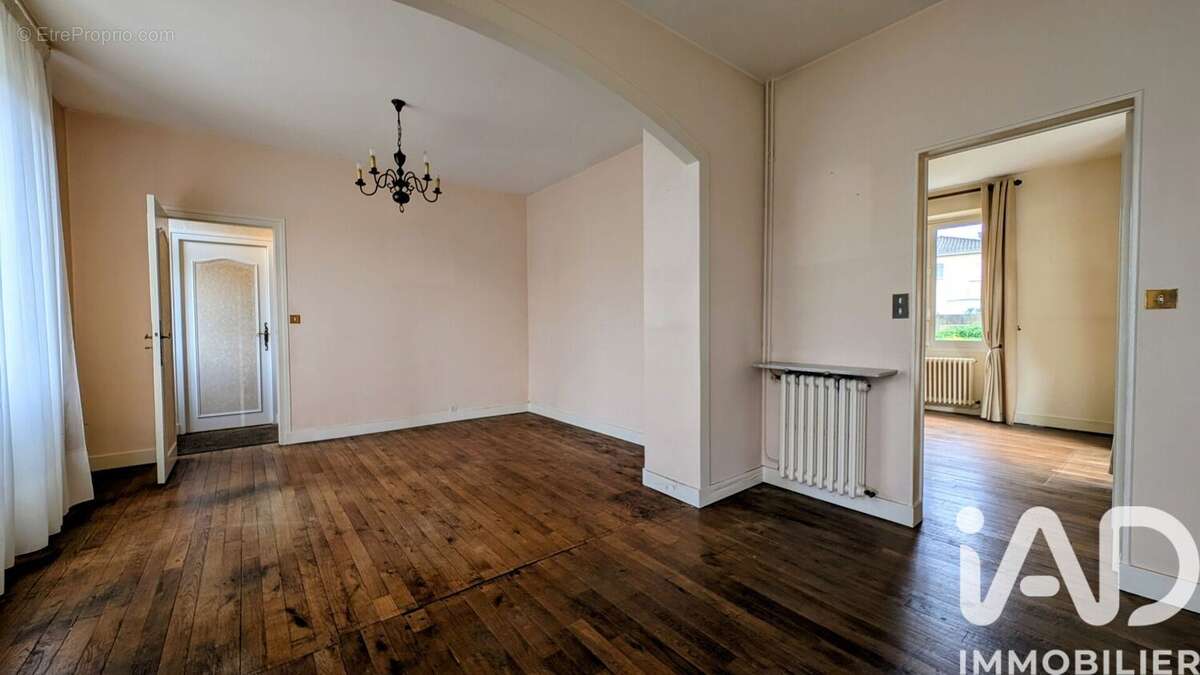 Photo 7 - Maison à NANTIAT