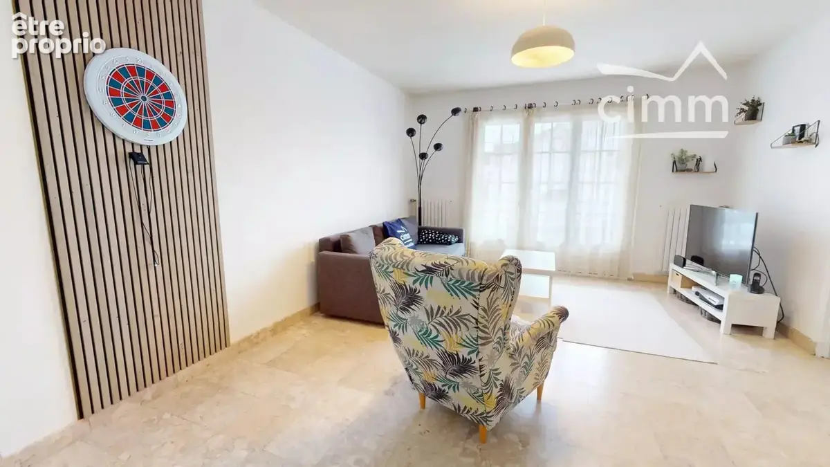 Maison  3 pièces  avec  espace professionnel - photo 9