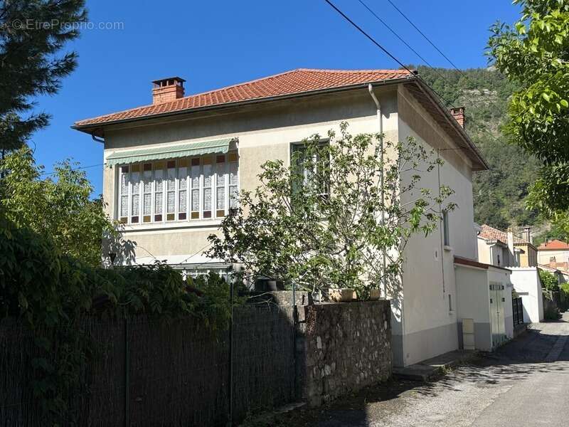 Maison à DIGNE-LES-BAINS