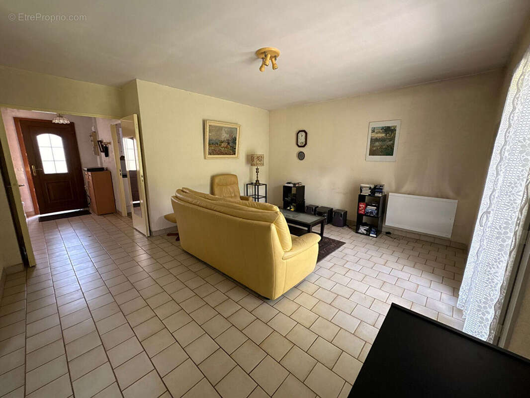 Maison à BELLEGARDE-SUR-VALSERINE