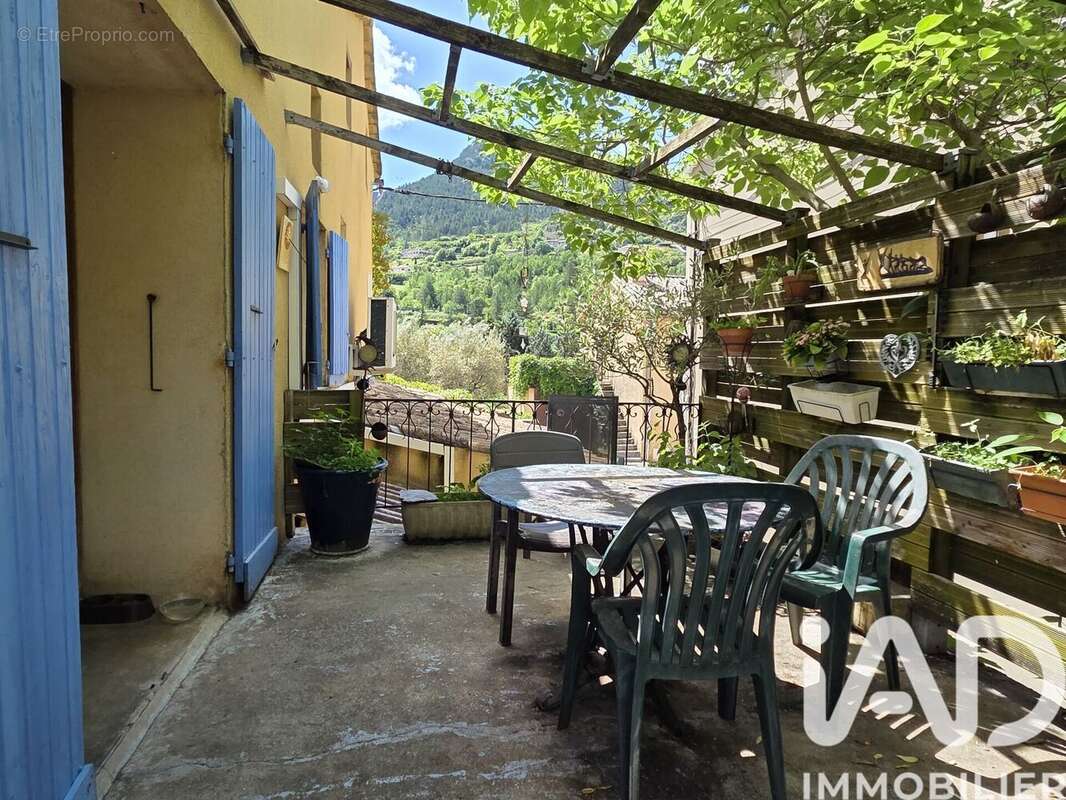 Photo 9 - Maison à SAHUNE