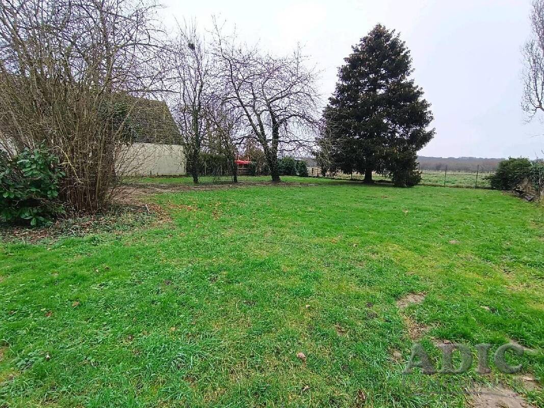 Terrain à DAMMARTIN-EN-GOELE