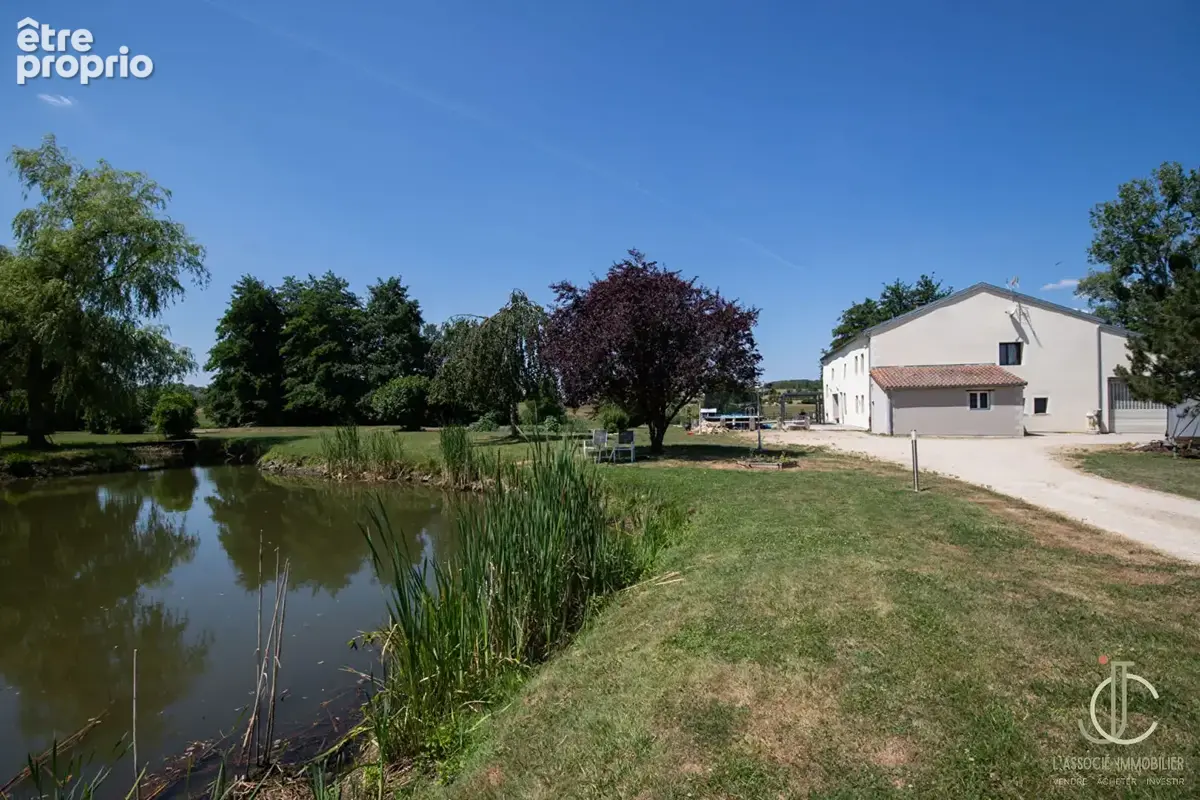 SAINT OUEN LES PAREY - Vosges - Ancien Moulin rénové 328m² - photo 4