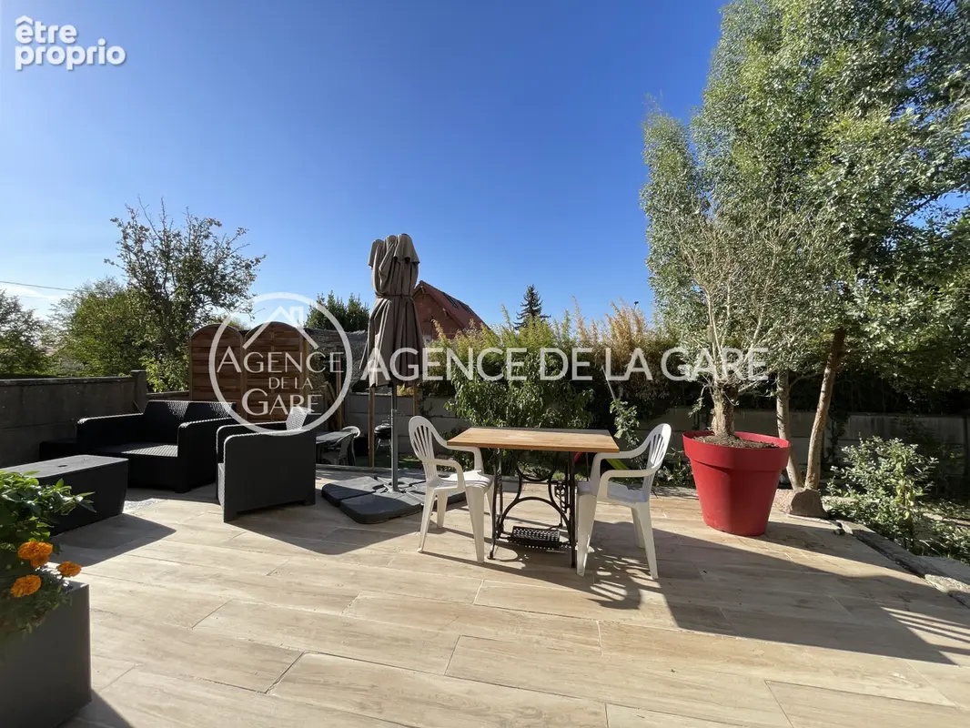 Maison 5 pièces 92 m² à vendre à Crosne (91560) - photo 2