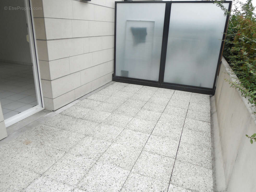 Clairmarais proche gare centre - appartement t2 53m2 + terrasse 22m2 + parking couvert - photo 2