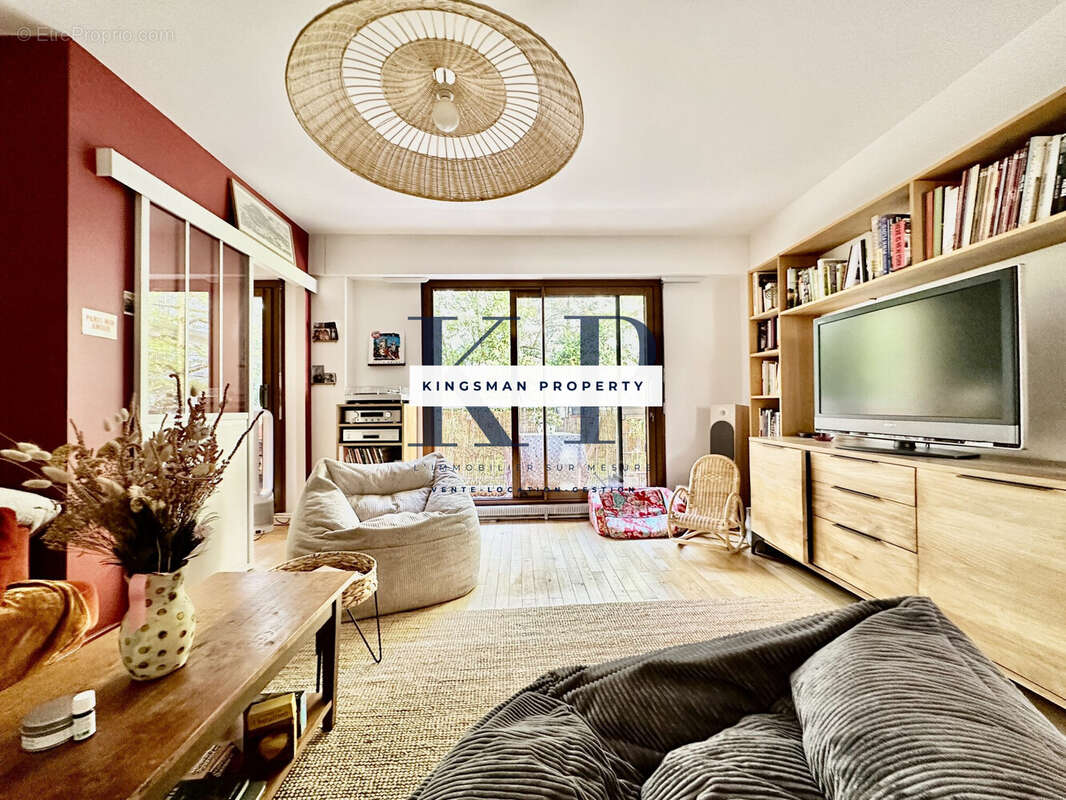 Appartement à PARIS-19E