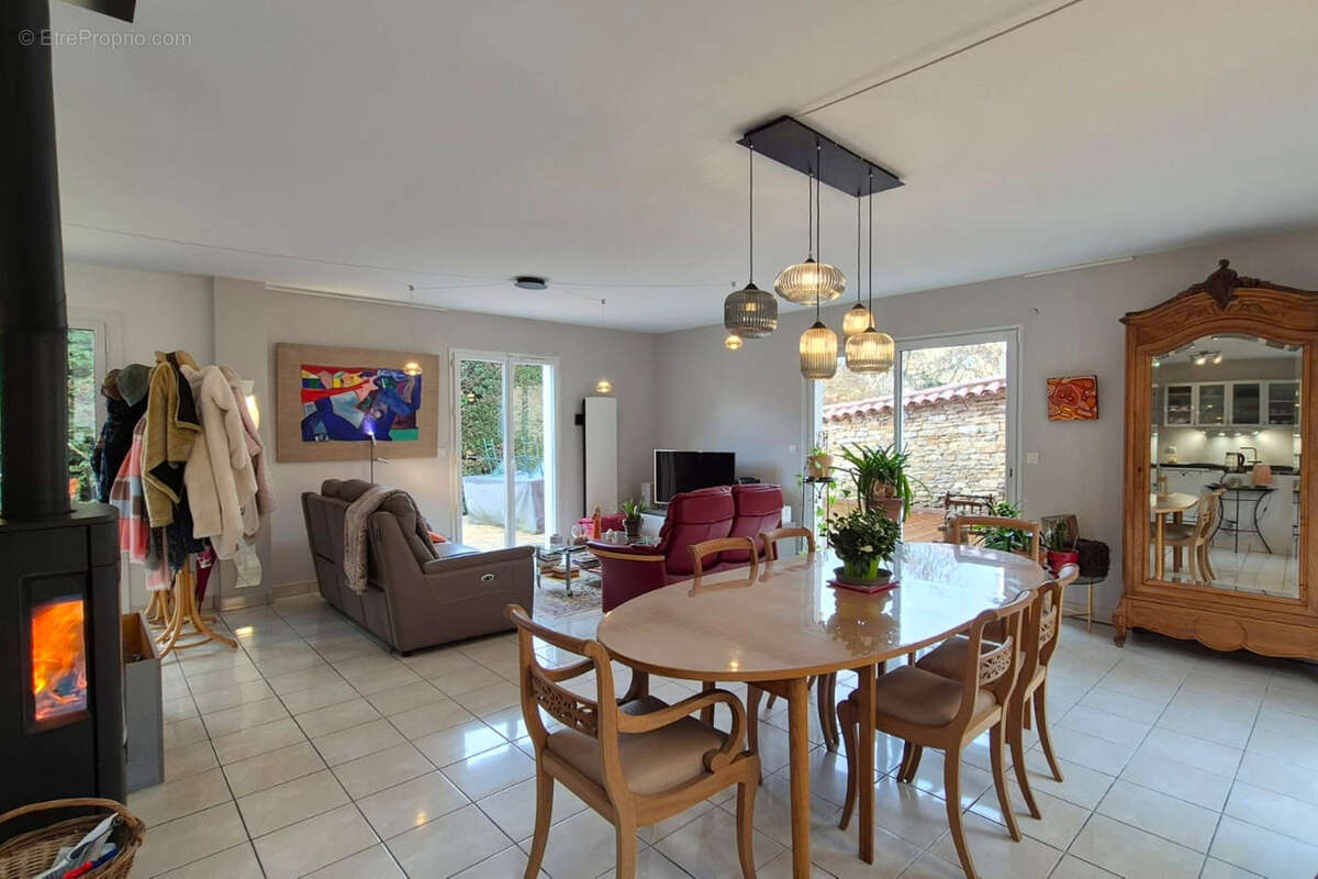 Maison à LE BOIS-D'OINGT