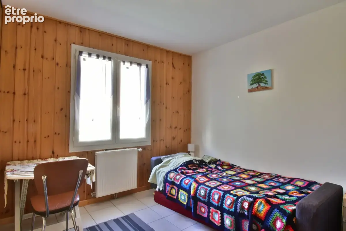 Maison à ossature bois avec vue panoramique, terrain de 1 077 m² et vaste carport - photo 10
