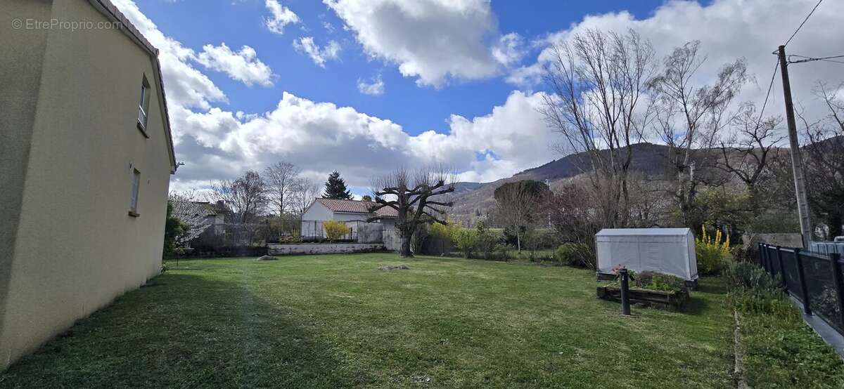 Maison à MONTGAILLARD