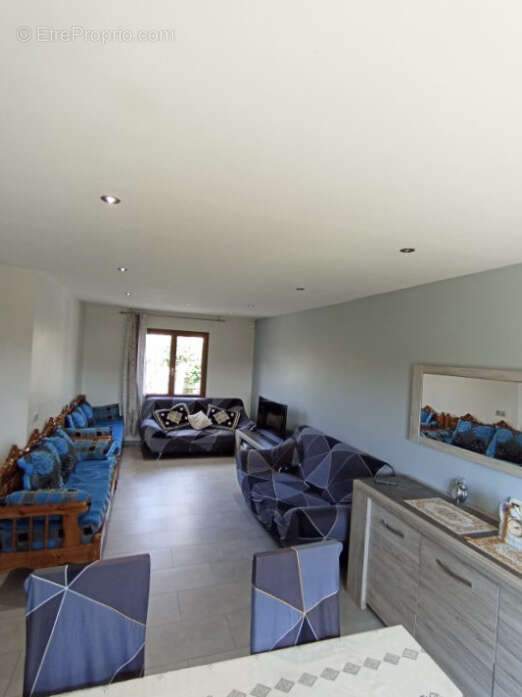 Maison à SAINT-ANDRE-LES-VERGERS