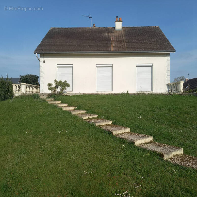 Maison à ROUZIERS-DE-TOURAINE