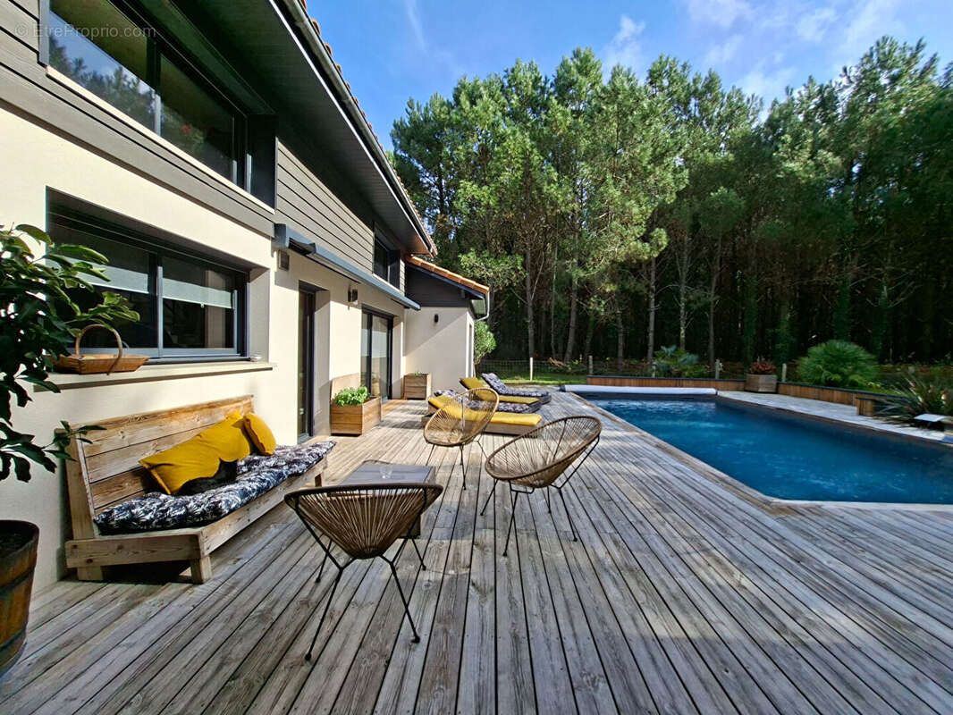 Maison à MOLIETS-ET-MAA