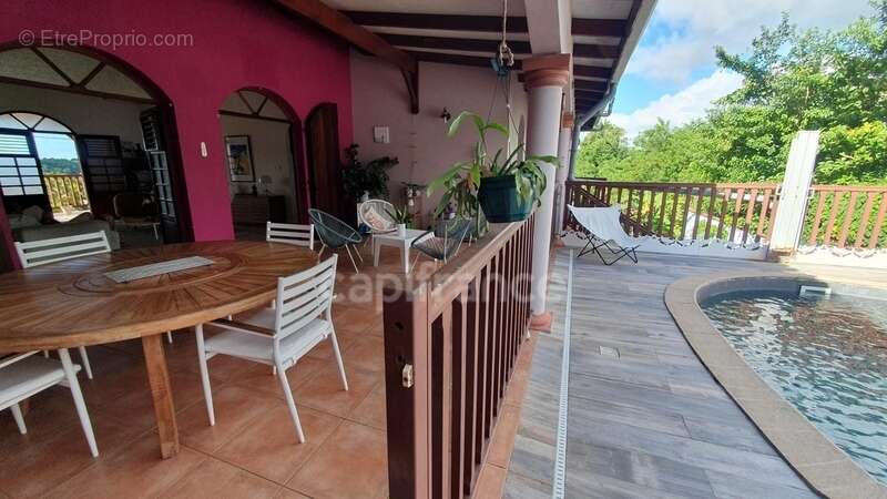 Maison à SAINTE-LUCE