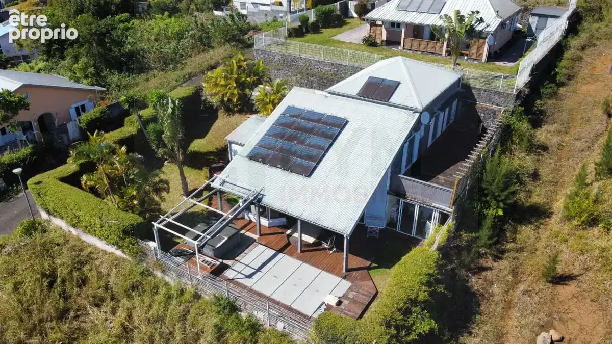 Photo Maison à Saint-Denis au prix de 449 000€