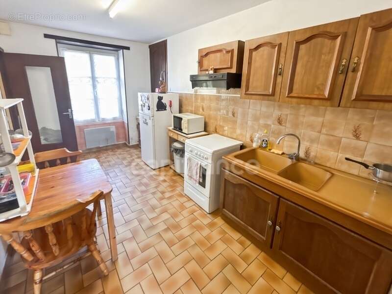 Maison à FRESNAY-SUR-SARTHE