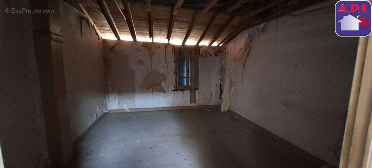 Maison à LAROQUE-D'OLMES