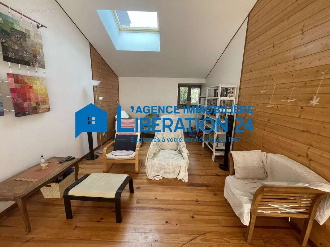 Maison à CRAPONNE-SUR-ARZON