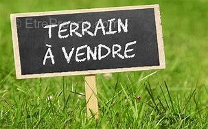 Terrain à SAINTE-SUZANNE