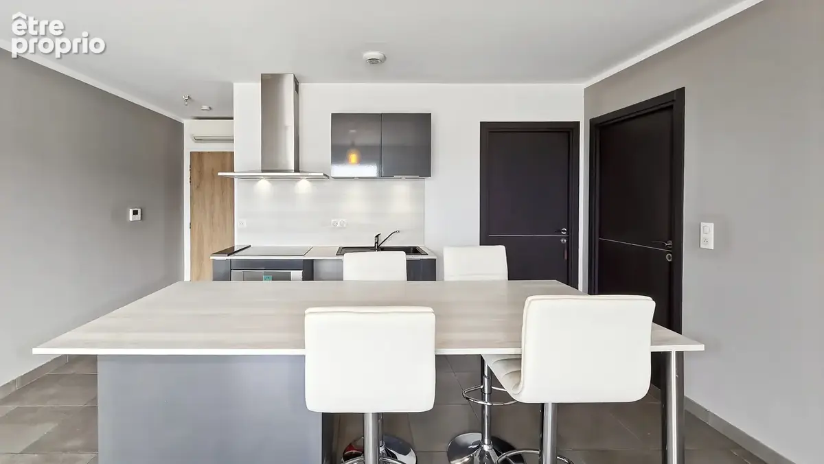 Ajaccio rocade – t3 dernier étage – terrasse de 21 m² – 3 stationnements - photo 8