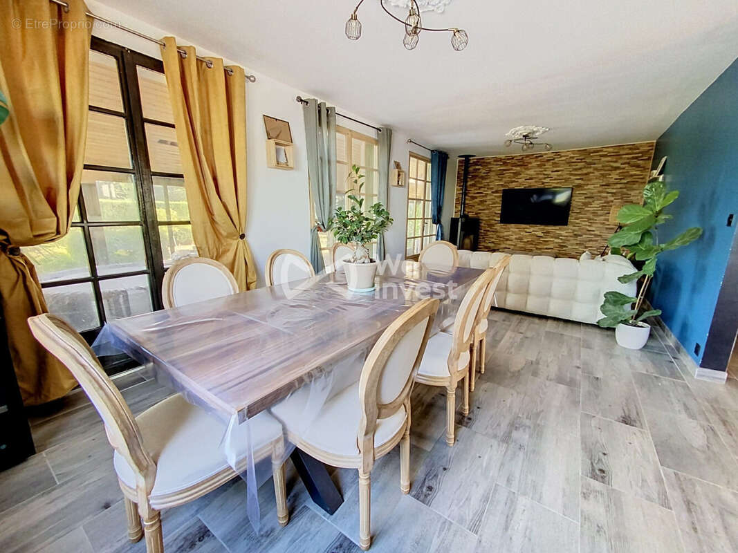 Maison 226 m² à Le Lude  - photo 2