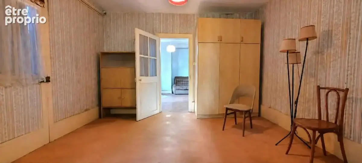 Maison 116 m² – F5 + F2 – Terrain 836 m² – Garage et dépendances - photo 12