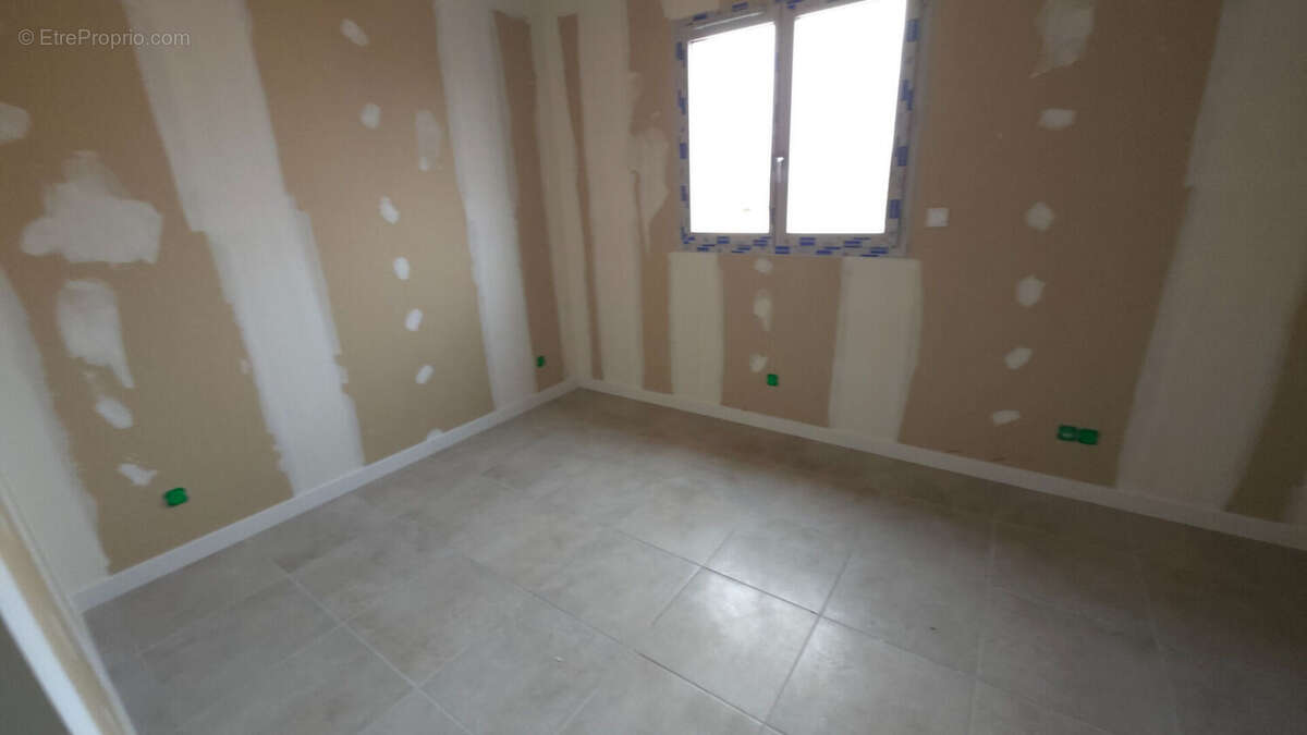 Maison à SAINT-JORY