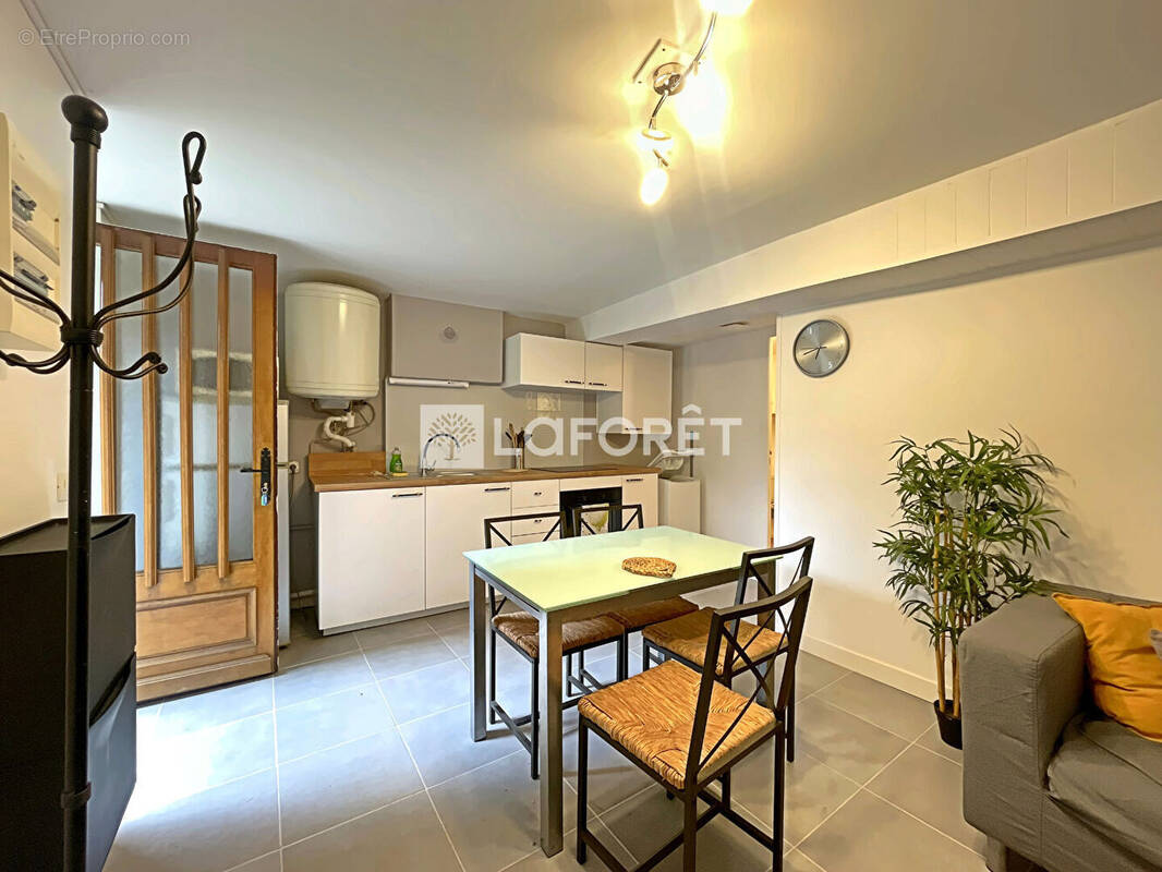 Appartement à SAINT-ETIENNE