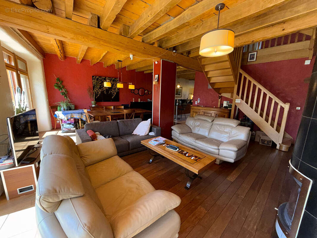 Maison à CERNEX